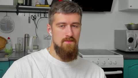 Zeus online show from 09-22-25, 03:19