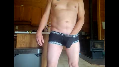 Snapshot of bearded_woodsman chatting on 06-10-26, 12:22 bearded_woodsman online show from 06-10-26, 12:22