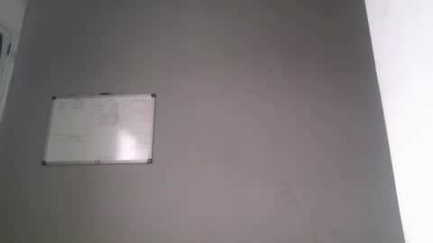 Snapshot of beardedsmoker666 chatting on 11-24-25, 05:23 beardedsmoker666 online show from 11-24-25, 05:23