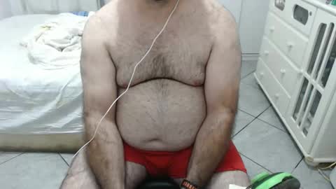 Snapshot of beastbearmg chatting on 10-31-25, 11:50 beastbearmg online show from 10-31-25, 11:50