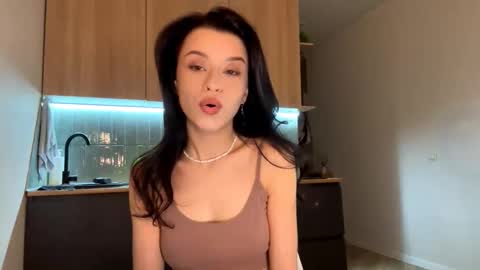 Katie online show from 11-01-25, 02:19