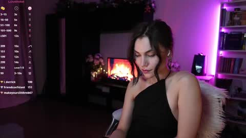 Bzzz Bea online show from 02-23-25, 02:29