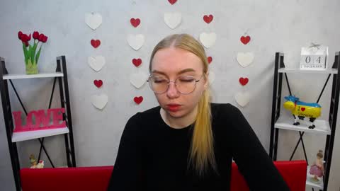 BeatriceFlyy online show from 12-04-24, 09:29