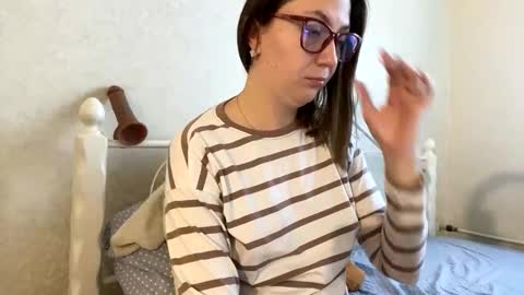 BeatriceTender online show from 12-03-25, 10:02