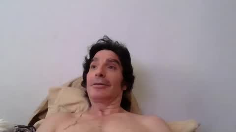 Snapshot of beautifukk chatting on 12-28-24, 09:08 beautifukk online show from 12-28-24, 09:08