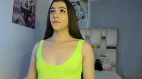 Valeria online show from 12-14-25, 11:53