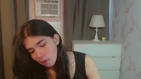 TRIXIE online show from 05-08-26, 03:01
