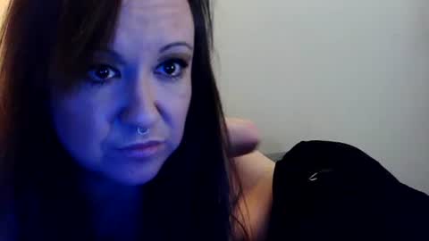 Snapshot of beautifulxxdisaster22 chatting on 04-04-26, 03:49 kalysta online show from 04-04-26, 03:49