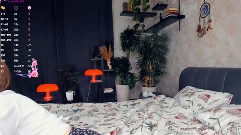 Nicole online show from 01-17-25, 07:30