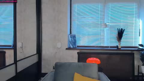 Nicole online show from 02-23-25, 09:33