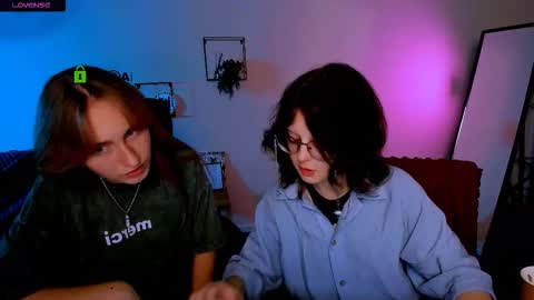 Snapshot of beauty_ginger chatting on 09-22-25, 01:35 beauty_ginger online show from 09-22-25, 01:35
