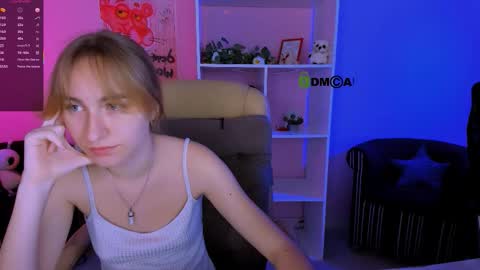 Snapshot of beauty_ginger chatting on 10-01-25, 01:06 beauty_ginger online show from 10-01-25, 01:06