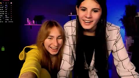 Snapshot of beauty_ginger chatting on 10-17-25, 06:27 beauty_ginger online show from 10-17-25, 06:27