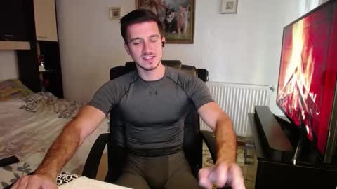 Snapshot of beauty_hard_beast chatting on 10-11-25, 10:36 Mia and Jake online show from 10-11-25, 10:36