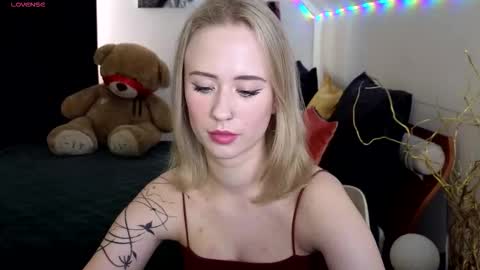 beauty Sasha online show from 10-20-25, 01:55