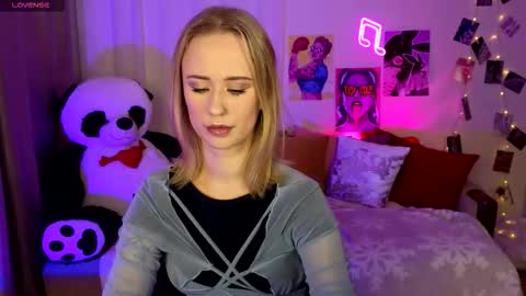 beauty Sasha online show from 11-15-25, 02:24