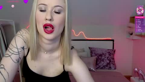 Snapshot of beauty_sashaxx chatting on 04-29-26, 05:30 beauty Sasha online show from 04-29-26, 05:30
