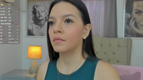 Ariana Reyes online show from 11-08-25, 12:16