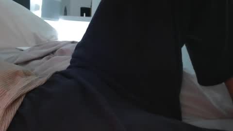 love2seeudear online show from 09-17-25, 03:41