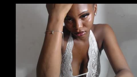 beautyslut1 online show from 04-17-26, 08:34