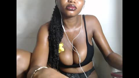 Snapshot of beautyslut1 chatting on 05-31-26, 07:59 beautyslut1 online show from 05-31-26, 07:59