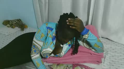 tyler online show from 10-28-25, 06:21