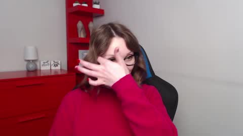 Zoe online show from 12-30-24, 09:27