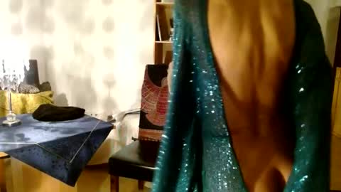 Snapshot of bebacksooon chatting on 03-08-25, 07:53 Raluca online show from 03-08-25, 07:53
