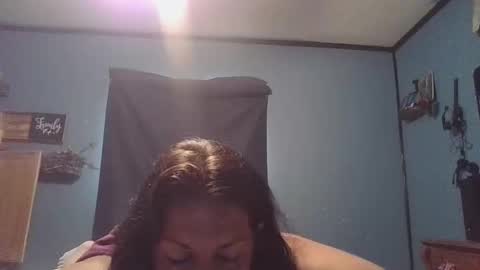 beccabee37 online show from 10-05-25, 06:06