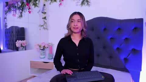 beccamilanni online show from 01-30-25, 01:10