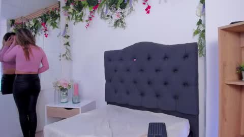 beccamilanni online show from 02-28-25, 01:36