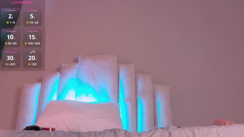 Beecckkkaaa online show from 04-21-26, 12:55