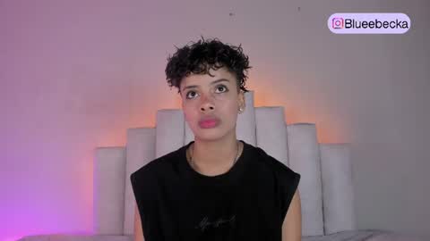 Snapshot of beckablue chatting on 07-24-26, 10:24 Beecckkkaaa online show from 07-24-26, 10:24