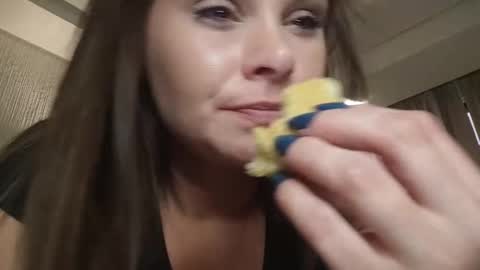 BECKY BOO  online show from 09-28-25, 11:21