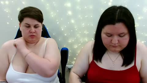 BeckyAndEllen online show from 06-12-26, 10:36