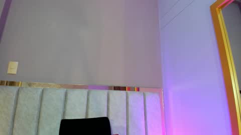 BeckyVidal online show from 12-01-25, 06:02