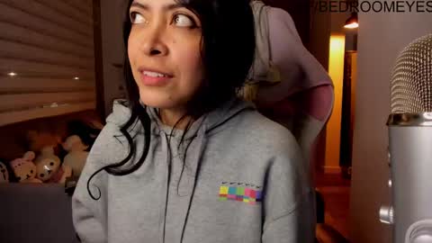 Snapshot of bedroomeyess chatting on 03-11-25, 03:26 Amber UwU IM MOVING AND IS CRAZY ILL BE BACK VERY SOON 3 MISS YA ALREADY online show from 03-11-25, 03:26