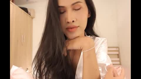 bee_thai online show from 12-20-24, 05:40