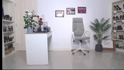 Bee if you ever see the girl who can take 12 inch all the way inside the ass try me online show from 03-04-25, 01:23