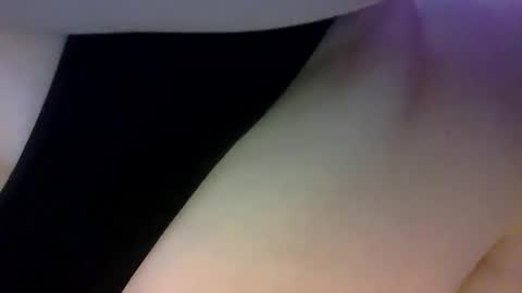 Snapshot of beeinmedeep chatting on 01-09-25, 02:40 beeinmedeep online show from 01-09-25, 02:40