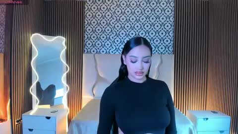 BELLA online show from 04-24-26, 11:56