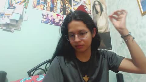 Snapshot of beentage chatting on 01-07-25, 07:42 Alex online show from 01-07-25, 07:42