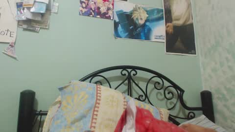 Snapshot of beentage chatting on 01-08-25, 01:53 Alex online show from 01-08-25, 01:53