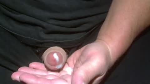 Snapshot of beer27 chatting on 11-22-25, 04:11 Reservoir Dogs online show from 11-22-25, 04:11