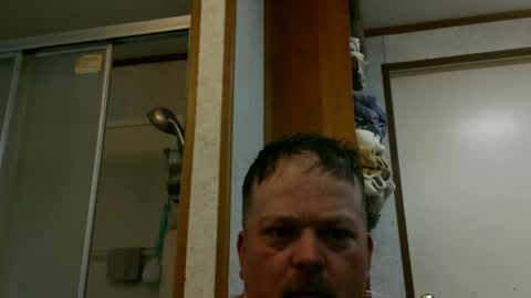 beer_money69 online show from 09-10-25, 05:57