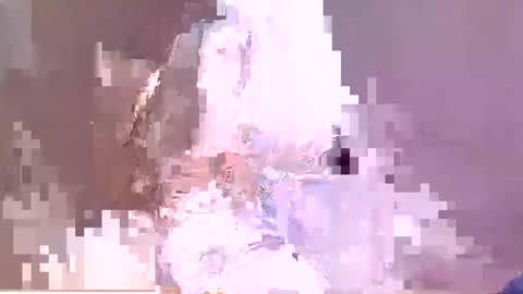 Snapshot of behla_rouseh chatting on 10-26-25, 01:11 Behla Rouseh online show from 10-26-25, 01:11