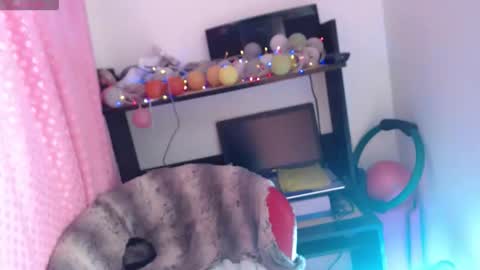 Snapshot of bekkasquirt chatting on 04-07-26, 07:58 bekkasquirt online show from 04-07-26, 07:58