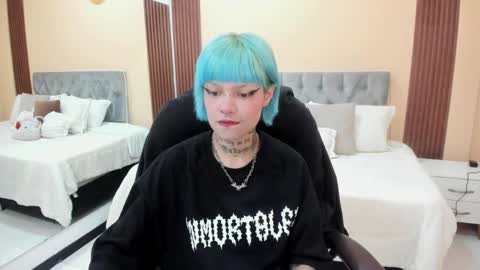 Snapshot of bela_craxkerr chatting on 06-04-26, 01:06 Bela online show from 06-04-26, 01:06