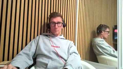 Snapshot of belami_france chatting on 01-10-26, 12:40 SexFriendFrance online show from 01-10-26, 12:40