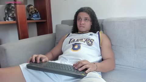 independent model online show from 03-19-26, 06:23